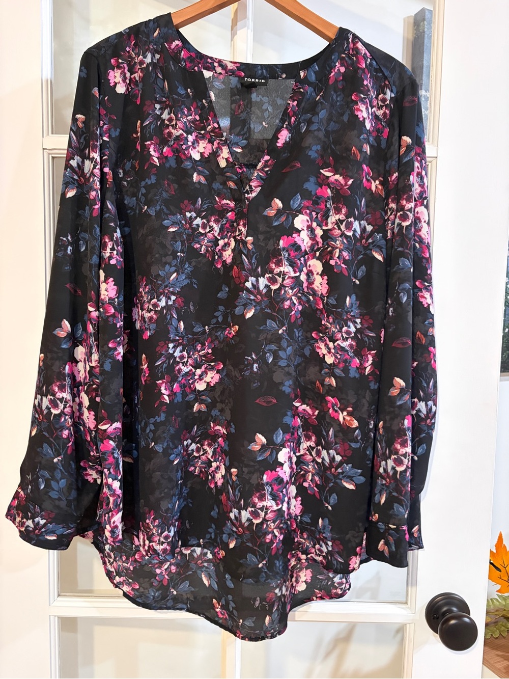 Torrid Women’s Black Floral Blouse Long Sleeve Romantic Feminine Whimsigoth 1X